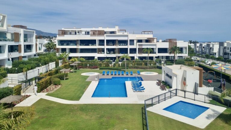 8c73d9c9fc0d43049df7d22a45bb6c9a - 11