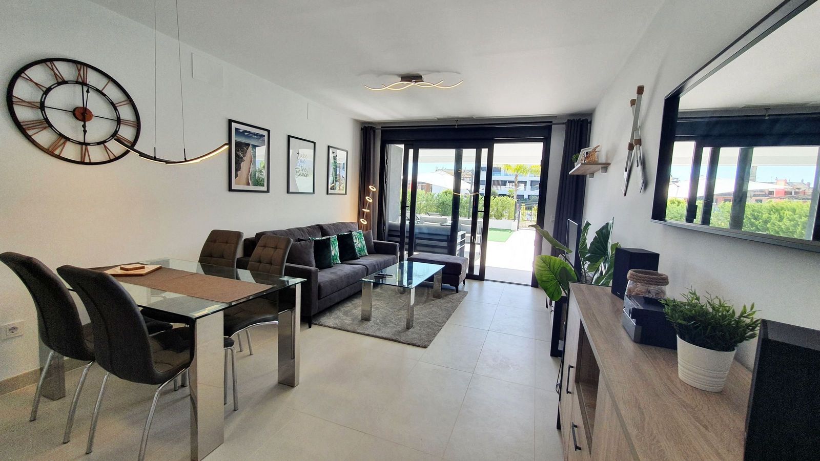 8c73d9c9fc0d43049df7d22a45bb6c9a - 3