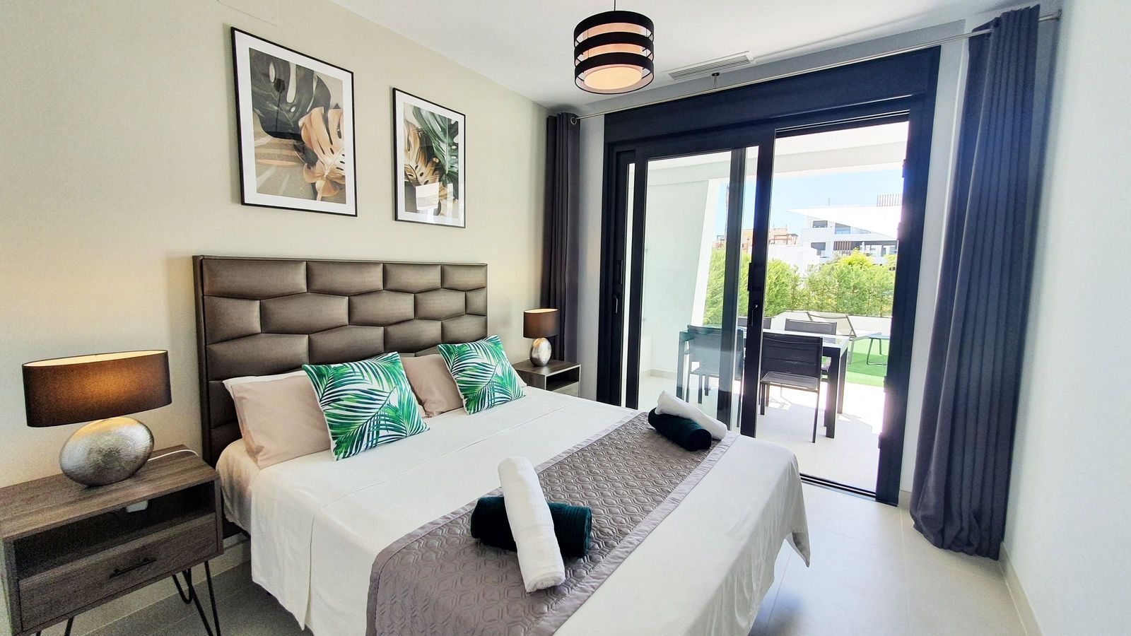 8c73d9c9fc0d43049df7d22a45bb6c9a - 9