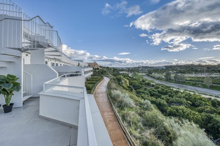 8d666e23b0c17adbdd18064eefe78dea - 3