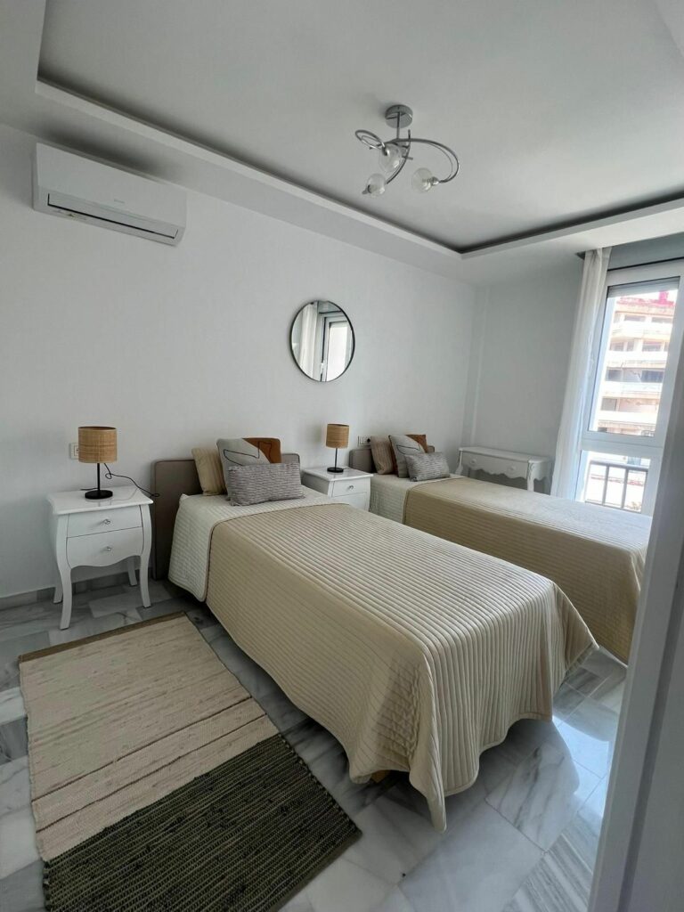 8d6f430618c09dcdb2f3145a624864ae - 7