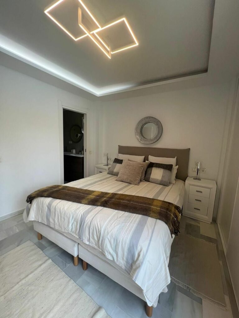 8d6f430618c09dcdb2f3145a624864ae - 8