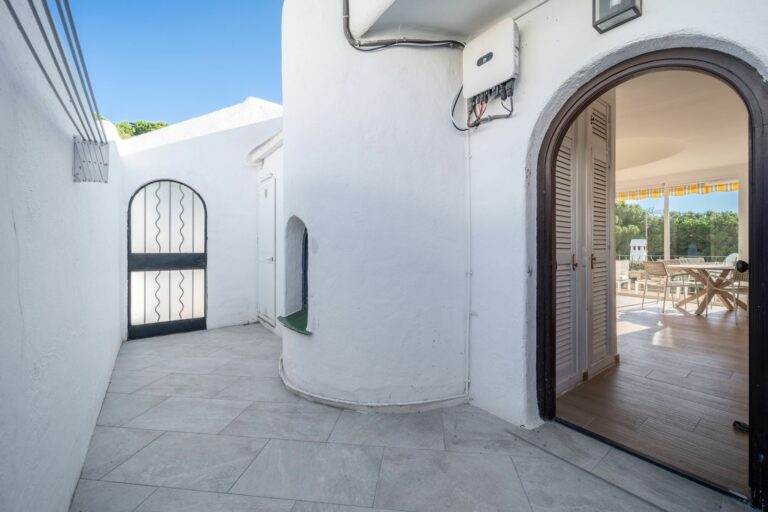 8e48557f4efaf6e15043415cd867d84b - 6