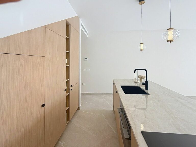 8ee4b024ab5607c8365c2f3ab3d5bf33 - 10