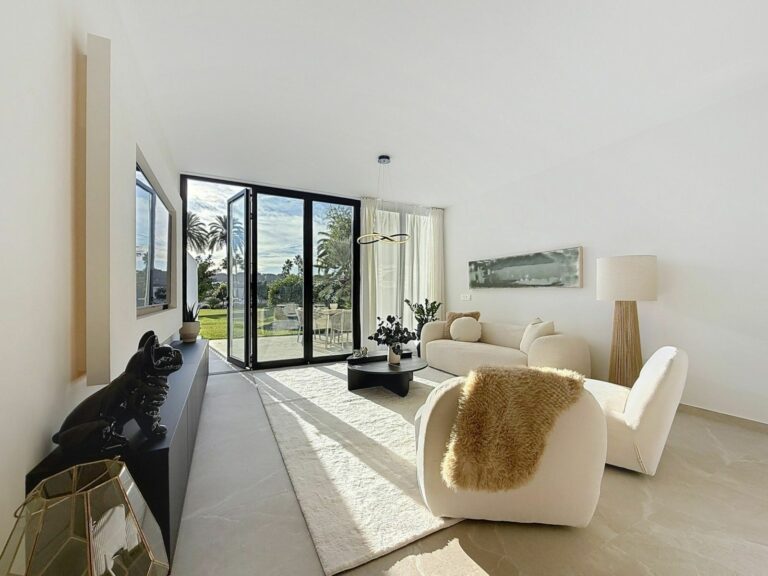 8ee4b024ab5607c8365c2f3ab3d5bf33 - 4