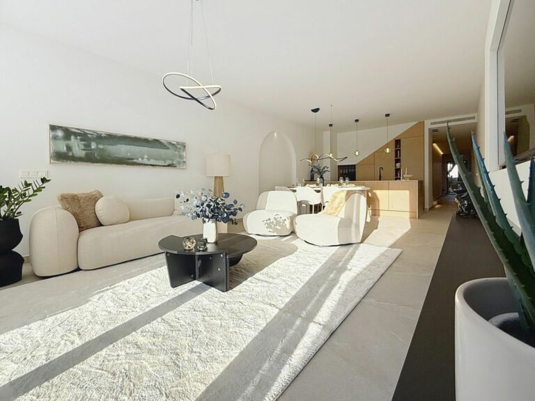 8ee4b024ab5607c8365c2f3ab3d5bf33 - 6