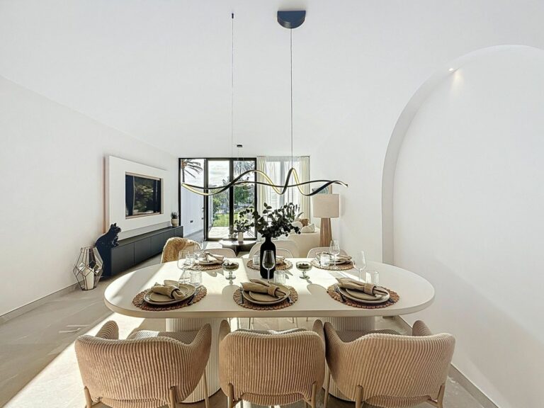 8ee4b024ab5607c8365c2f3ab3d5bf33 - 7