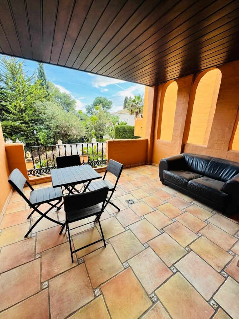 8f029704b64c6ec76808312455aa89d1 - 1