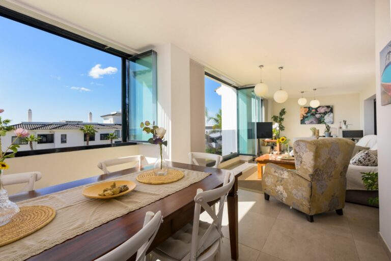 8fefb14527910ab02fe065d39eacb5b1 - 11