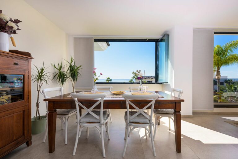 8fefb14527910ab02fe065d39eacb5b1 - 13