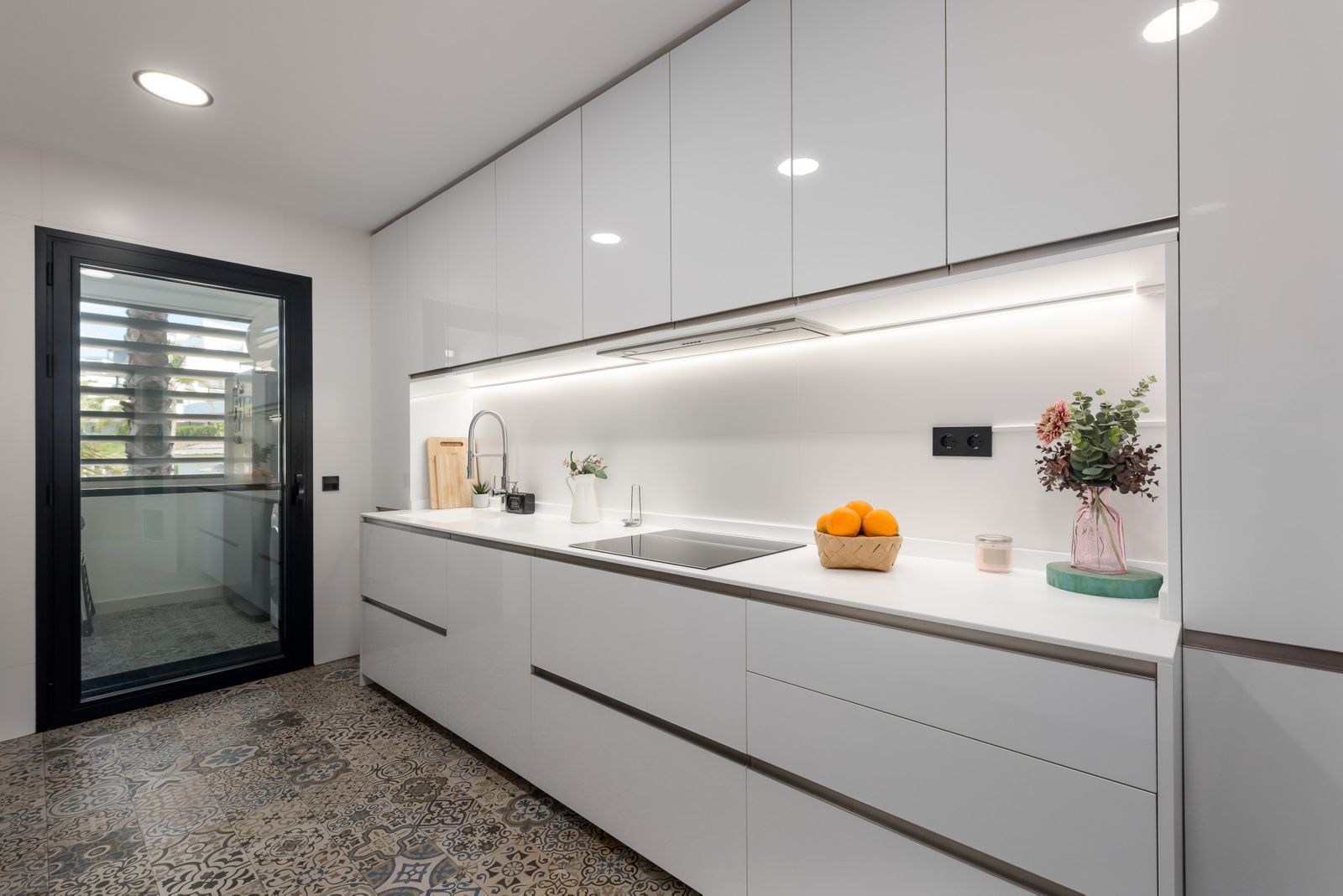 8fefb14527910ab02fe065d39eacb5b1 - 15