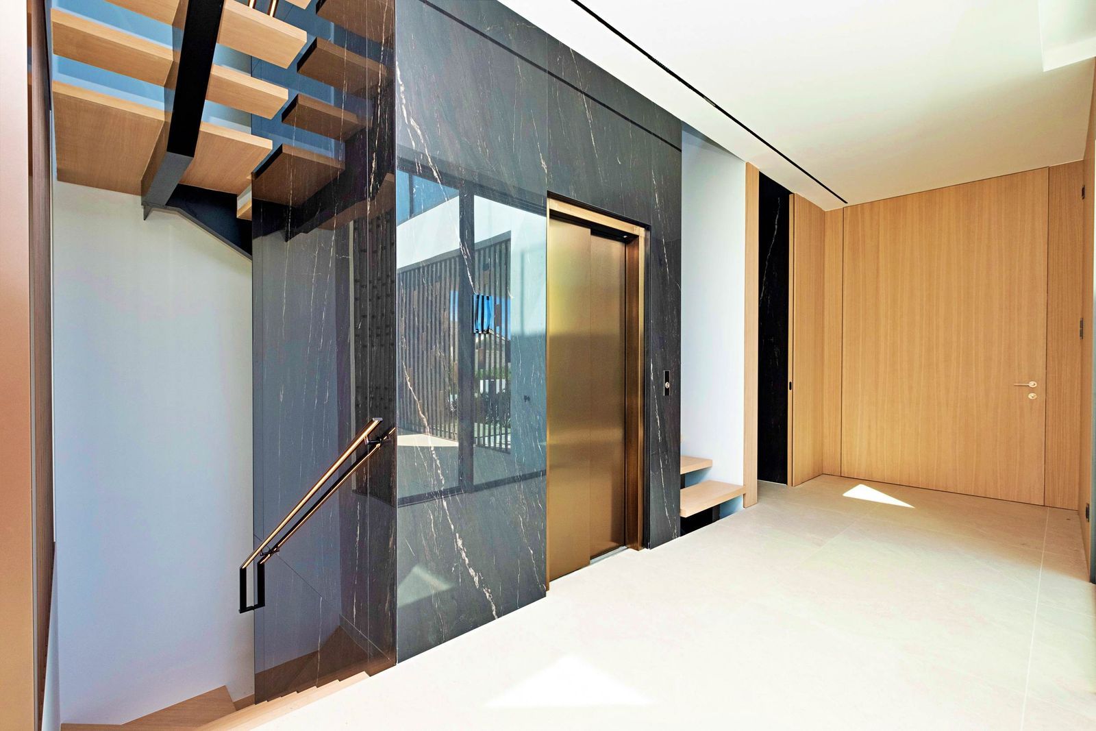 900c51a01b48aa6b863cb4dae052150d - 11