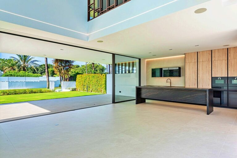 900c51a01b48aa6b863cb4dae052150d - 6