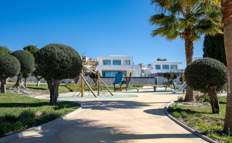 901e44011a9b5c3c1f14b31daf51e27a - 11