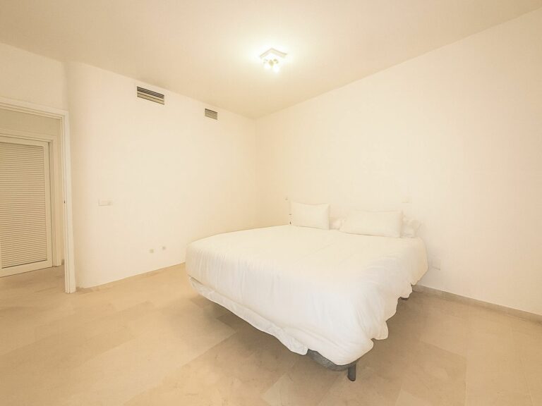 90ef065a801a4b5ba9609903c81a820d - 11