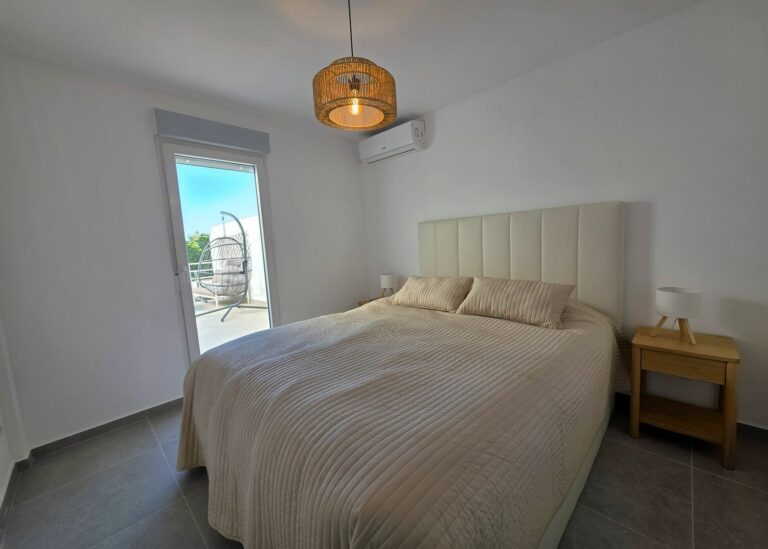 91846fb36d5b50c4e0ba570047f6bbfa - 12