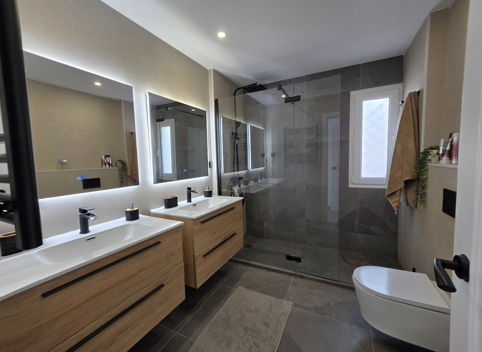 91846fb36d5b50c4e0ba570047f6bbfa - 7