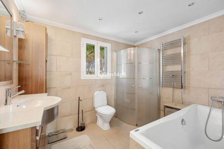 91ae06e3d6e7b311fb5f597d13be151d - 11