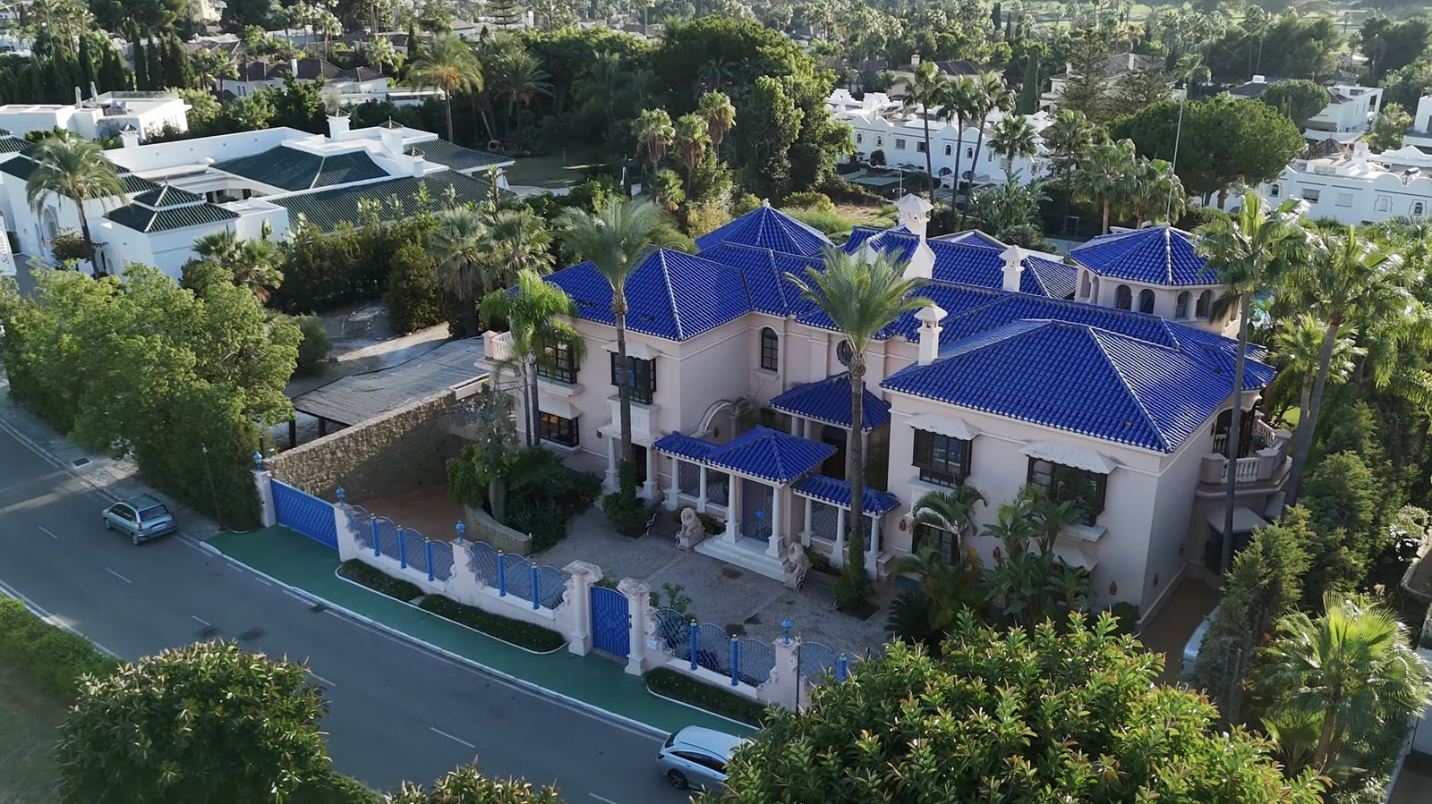 94382542f88374499409a9c50155195a - 1