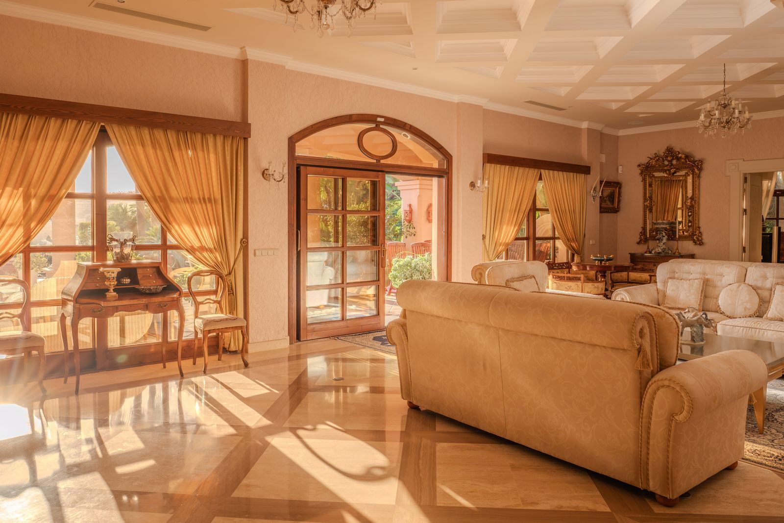 94382542f88374499409a9c50155195a - 9