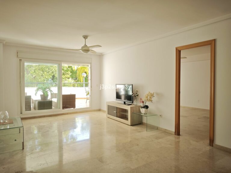 95d1ac241e2dacf0f3cf1678f30f70f2 - 5