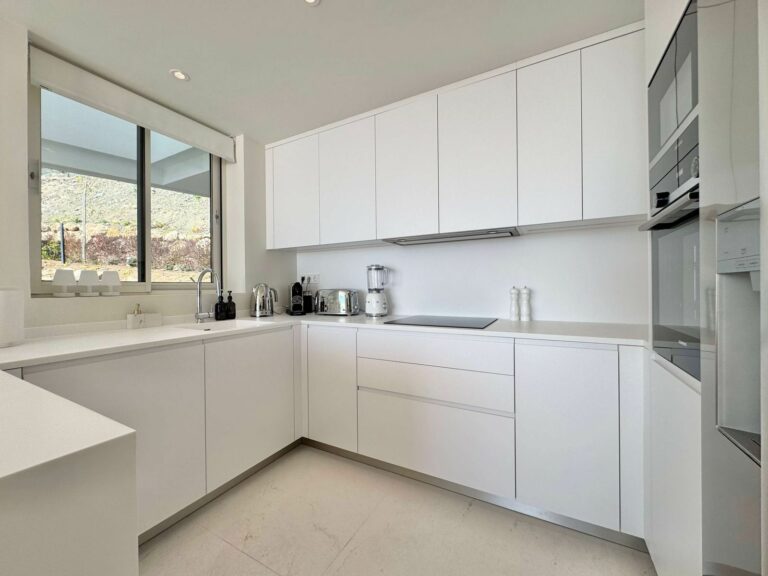 96da288313f13d3426e3f0788c657cbb - 10