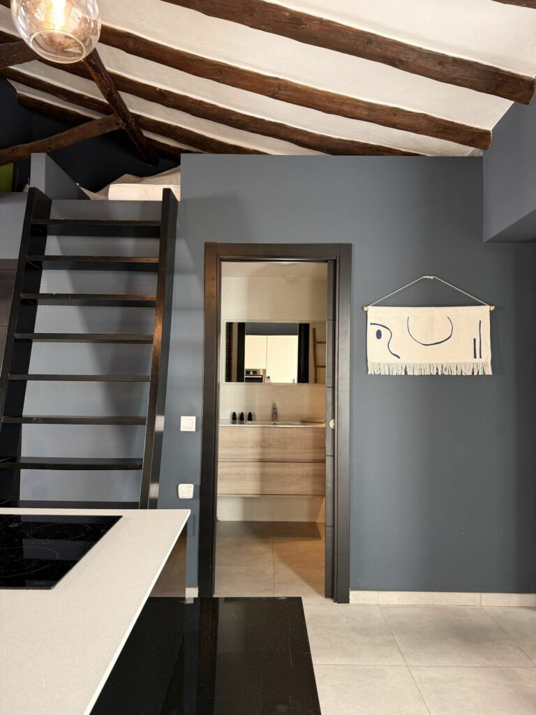 97ba627aa3ef69ac1b214a628fff51ae - 15