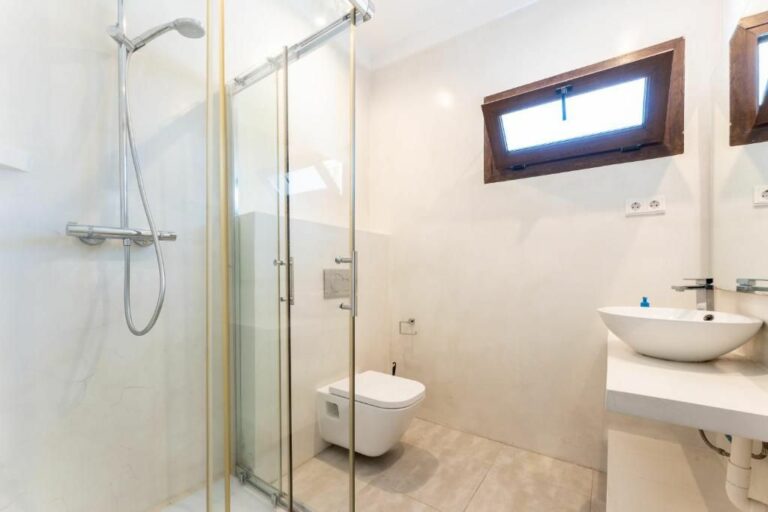 987f27d586bc3c538d82006786062993 - 16