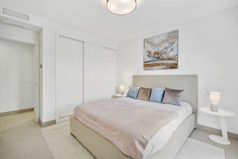 998f70d75bb5e8dedbf1a347429aadc6 - 15