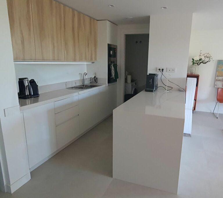 99e0892fbd961d4c2e6418a18bfa5706 - 4