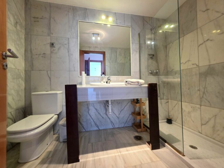 9ab4960a98eead196bbfb15b6bc220cd - 14