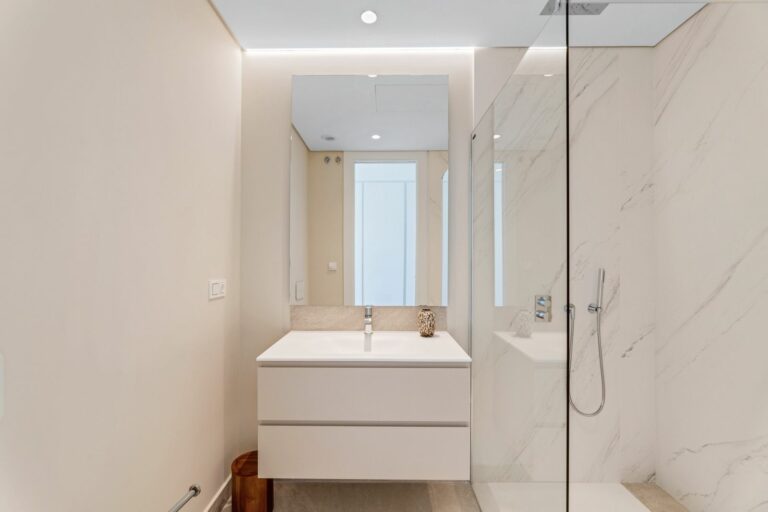 9ba04aae8826eb0aafcd82adf84d2237 - 11