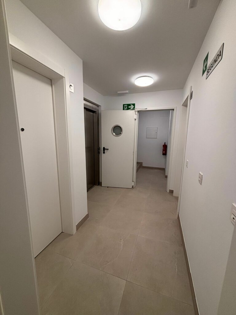 9c542869af0c2cadd034fae3700cfc5b - 5