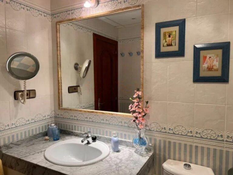 9f81c73933c69eda73814d3732f808ab - 13