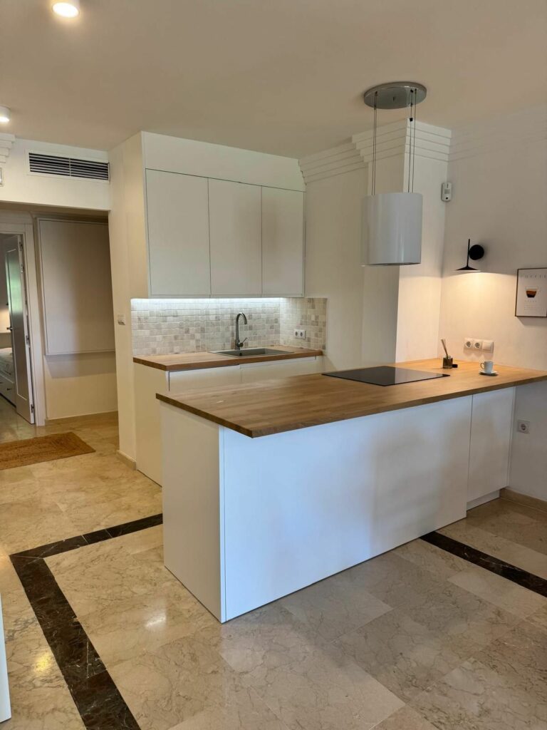 a0e2b31cd8eb9fdbe509ccb8b016f228 - 3