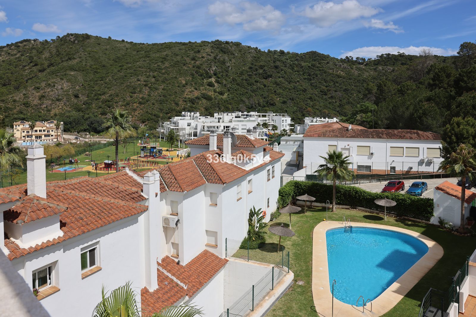 a15978e2207dbd4b1a33bc7dda6a8240 - 4