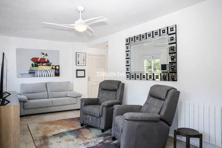 a15978e2207dbd4b1a33bc7dda6a8240 - 8