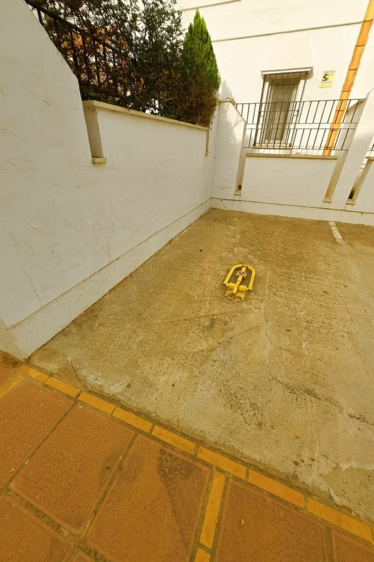 a24c31bb857027d3c4e28579353290fe - 11