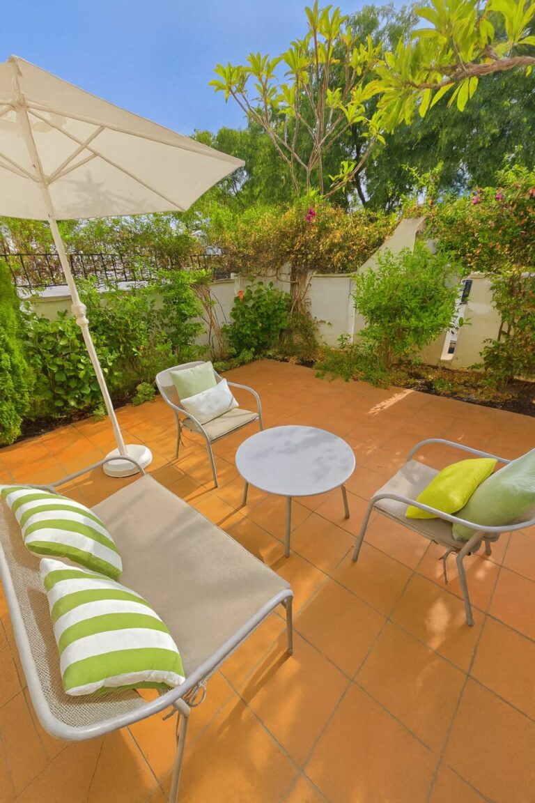 a24c31bb857027d3c4e28579353290fe - 12