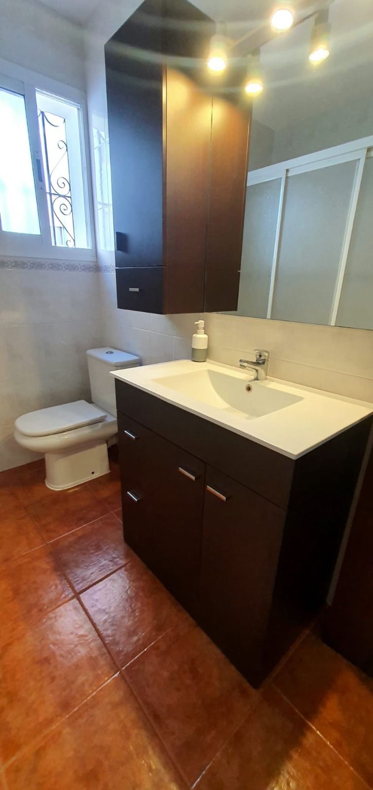 a5a3b1edbf0eb52204394a905582a055 - 12