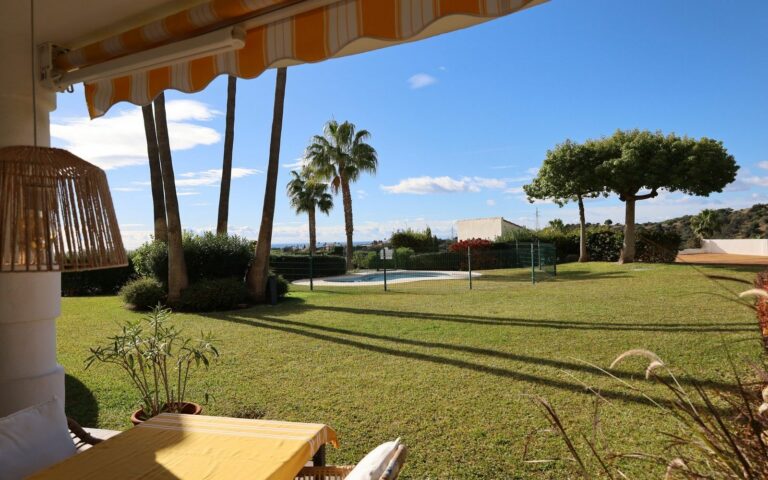 a6831da71eba623a2c5df810b784a546 - 1