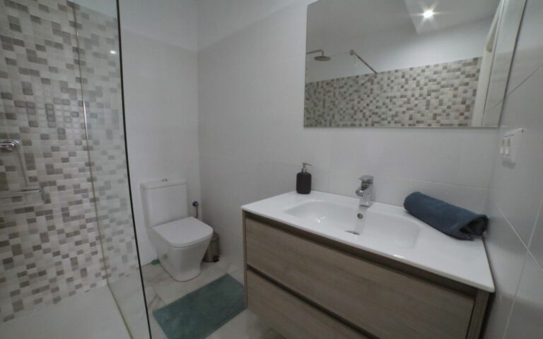 a6831da71eba623a2c5df810b784a546 - 13