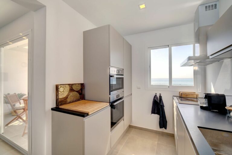 a89a9e1cc211dd1d18f7f353f484c5bd - 6