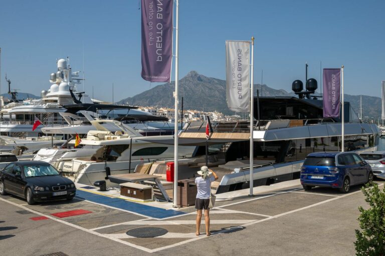 a8bf9888be6af556a5cd9ae7fae53f03 - 15