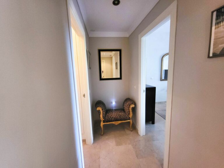 a90a3d160e1a65bc2e4e7d03fffe261c - 14