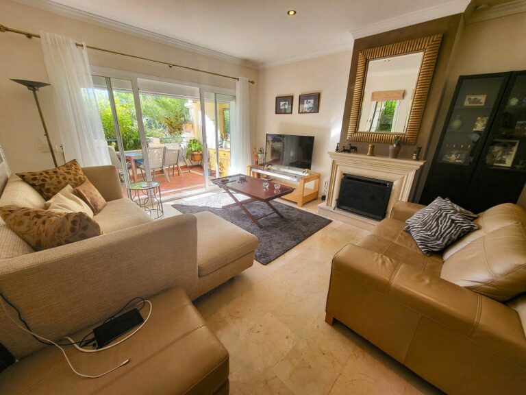 a90a3d160e1a65bc2e4e7d03fffe261c - 2