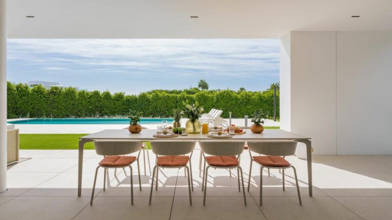 a915b2b1e7e62fa6aa2dd6defc585e71 - 5