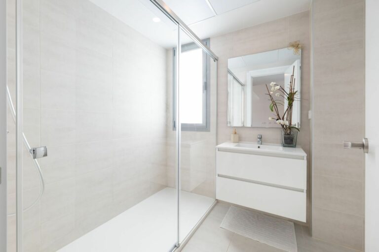 ab8cb40c0793dc8bb101eaa47824ee9d - 8