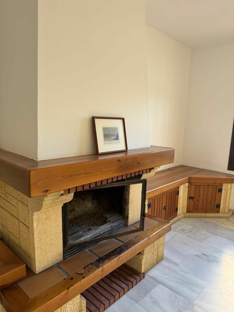 aecb022e9300646697edce5d5c462105 - 4