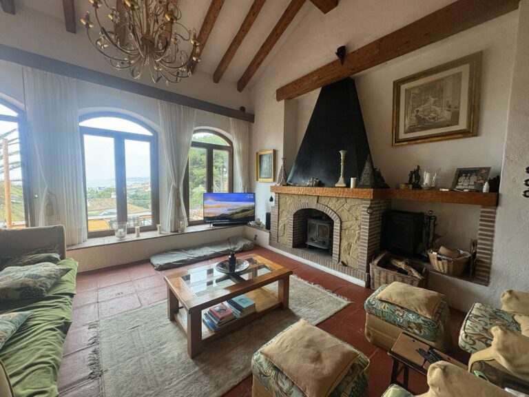 aed2018a579a3f87167c6756aee7974c - 4